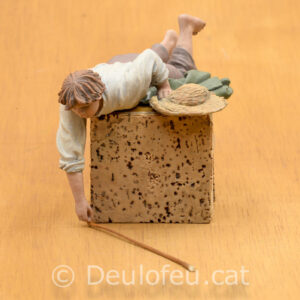 Nen ajagut amb un bastó 15cm | Ref. 358