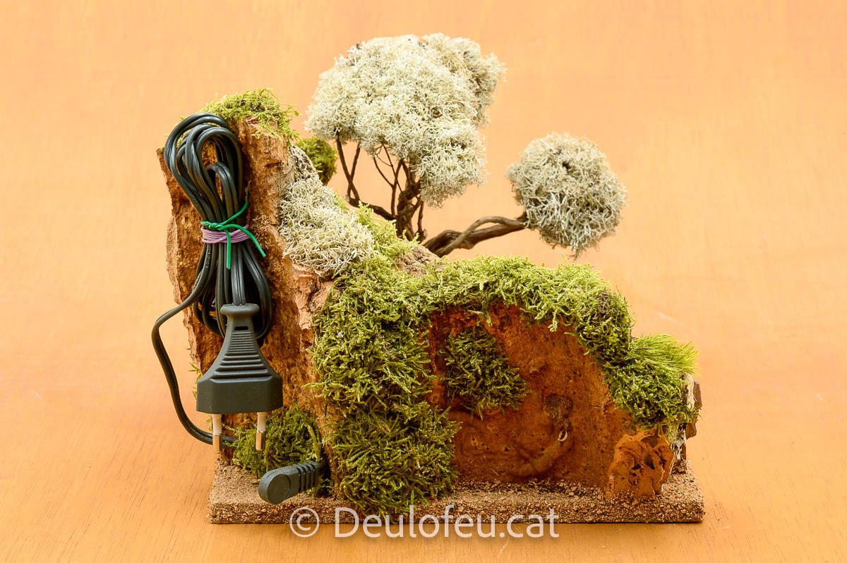 Anunciata per a figures de col·leccions de 8 cm | AN-25x20-A+S-002